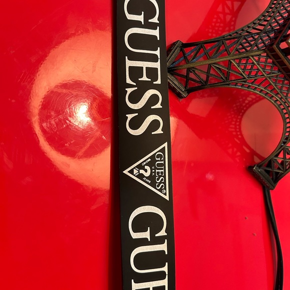 Guess Belt, Black & White design, size 32 - Picture 5 of 10